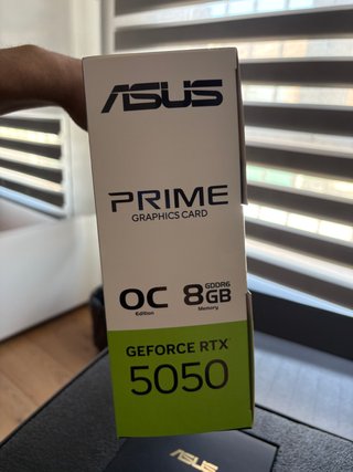 Tarjeta Gráfica ASUS GeForce RTX 5050