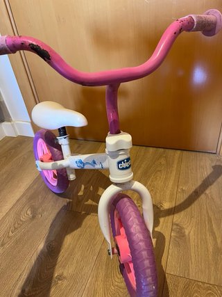 Bici Chicco sin pedal rosa infantil en Menorca