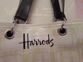 Bolso de mano Harrods beige