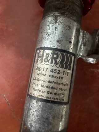 Suspensión roscada