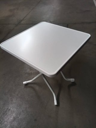 Tavolo quadrato bianco in plastica