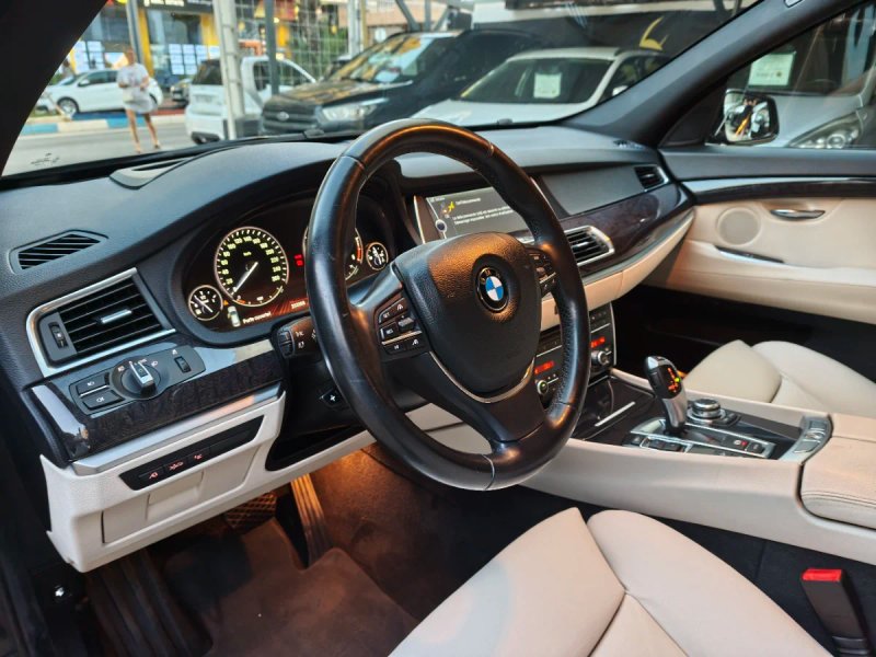 BMW Serie 5 530d Gran Turismo xDrive 2011, foto 12