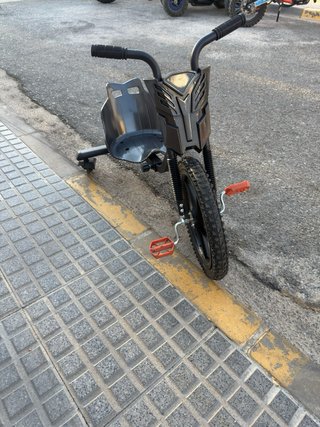 Triciclo de Drift Negro