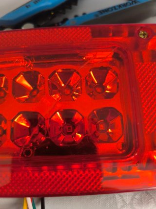 Pilotos LED ideales para remolque s pequeños