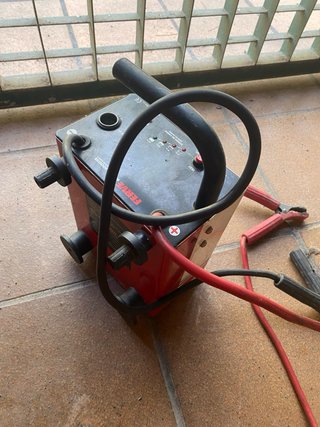 Arrancador Baterías FERVE F-2001 600A