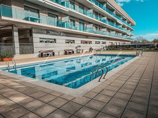 0414RI-Piso con piscina y parking en Cambrils.
