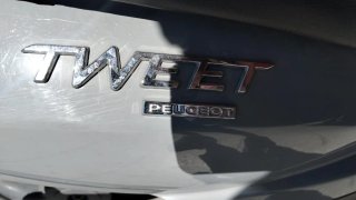 Peugeot Tweet Scooter Gris/Plata 4 tiempos con ITV