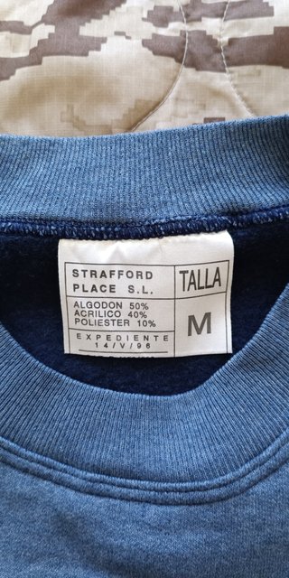Sudadera azul con escudo talla M de EA