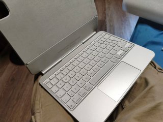 Magic keyboard iPad pro 11"