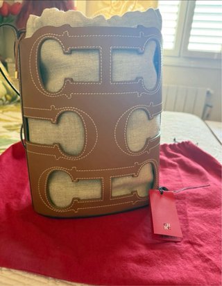 Bolso CH Insignia Out Beige/Marrón