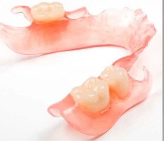 Prótesis dental completa superior e inferior
