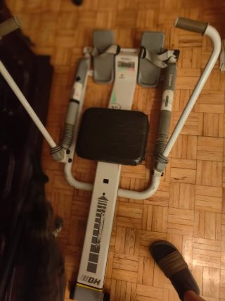 Máquina de remo BH