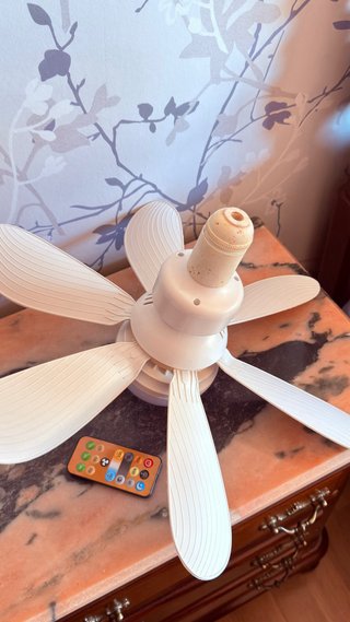 Lámpara ventilador con mando