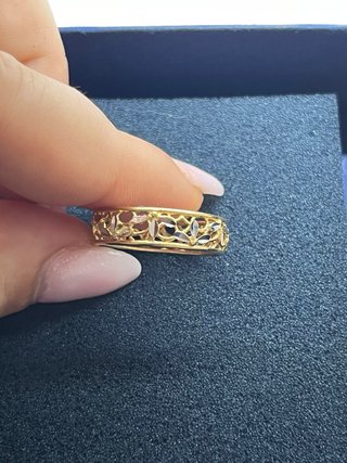 Anello in oro lavorato 750