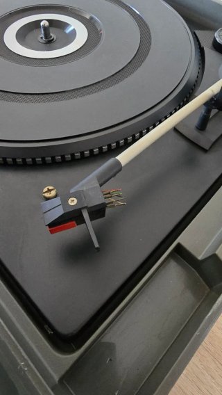 Toshiba SM-200 Tocadiscos y Pletina