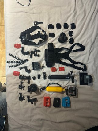 GoPro Hero 5 con accessori