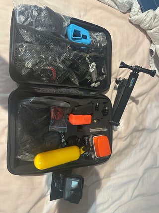 GoPro Hero 5 con accessori