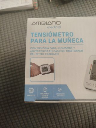 Tensiómetro de muñeca AMBIANO MEDICAL