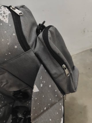 Trona portátil estrellas gris