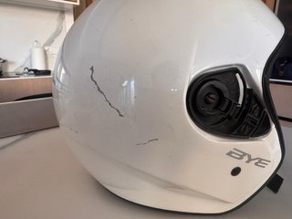 Casco Moto Blanco BYE
