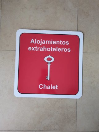Placa alojamiento extrahotelero Categoría 1 llave