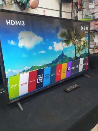 LG Smart TV 43 Negro
