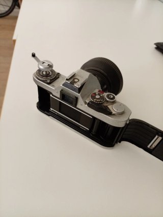 Canon AV-1 Cámara Réflex Analógica incluye 50mm