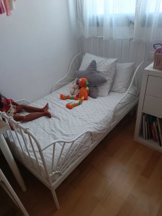 Cama infantil IKEA MINNEN blanca