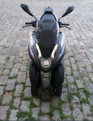Yamaha Tricity 125 Negra/Gris