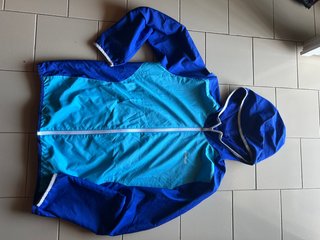 Giacca Reebok con cappuccio blu e azzurra