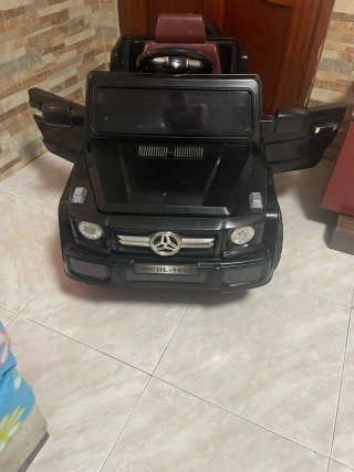 Coche eléctrico infantil negro