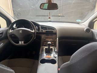 Peugeot 3008 2016