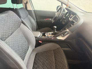 Peugeot 3008 2016