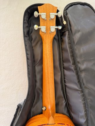 Ukelele Tenor Cascha HH 2047E Caoba + Funda