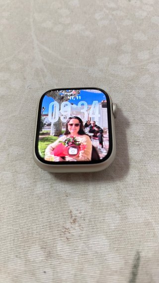 Apple Watch S7 GPS 45mm, 78% bateria mas cable