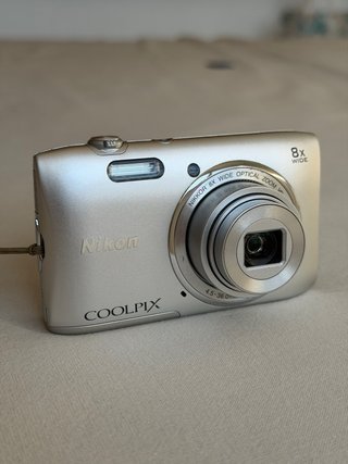 Nikon Coolpix S3600 Cámara Digital Plata