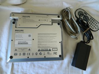 Lector DVD Portátil Philips PET706/05