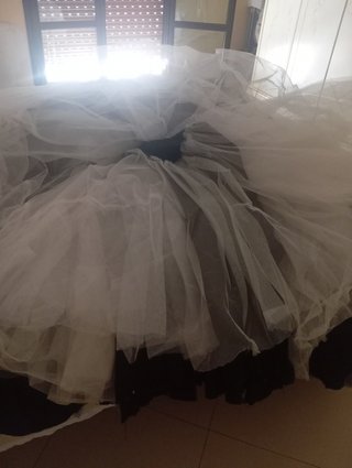 Abito elegante nero e viola