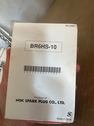 Bujía NGK BR6HS-10 (3 unidades)