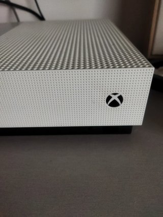 Xbox One S All-Digital 1TB Bianca