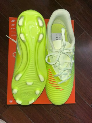 Scarpe da calcio Nike gialle