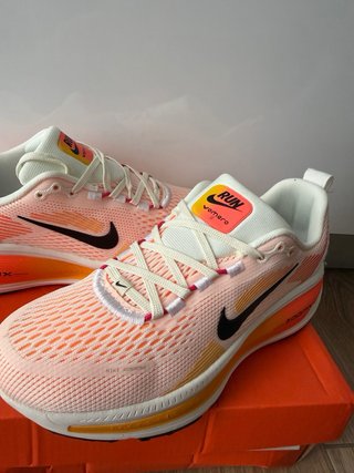 Nike Vomero 18 Scarpe da Corsa