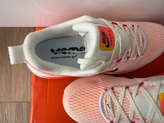 Nike Vomero 18 Scarpe da Corsa