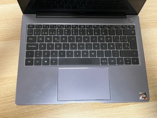 Huawei MateBook 14 — Ryzen 7 | 16 GB RAM | Panta
