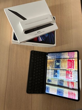 iPad Pro 12.9 5ª Gen + Smart Keyboard + Pencil
