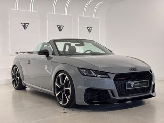 Audi TT RS Roadster 2.5 TFSI 400cv Quattro S Troni