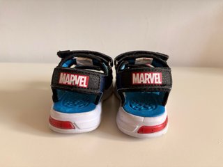 Sandalias Spiderman con Luces Talla 22