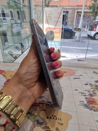 iPhone 16 Pro Max 256GB Titanio Natural