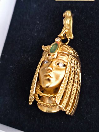 Colgante Egipcio Nefertari Oro 18k