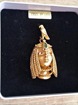 Colgante Egipcio Nefertari Oro 18k